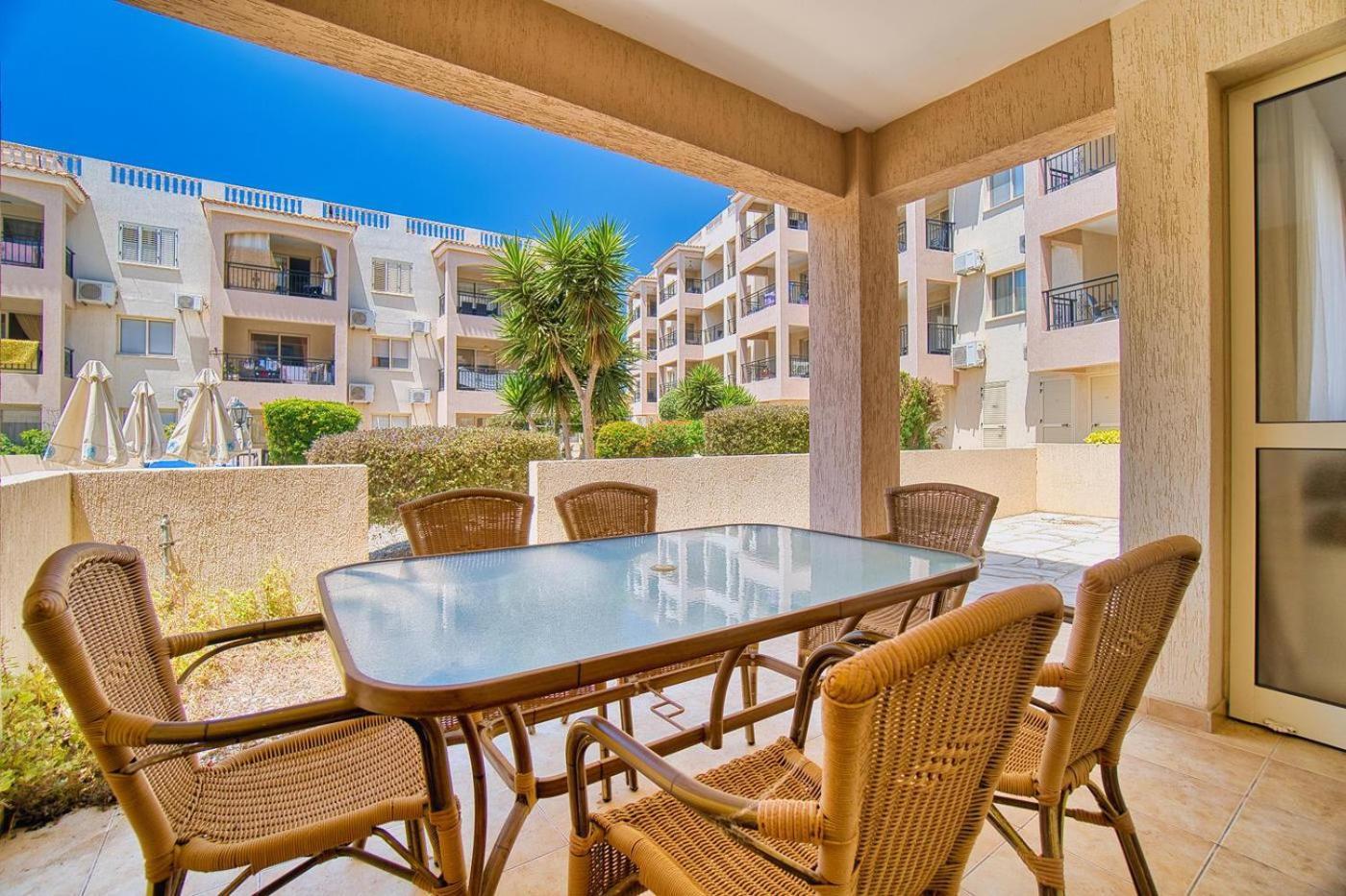 Royal Seacrest F G6 Apartment Paphos Exterior photo