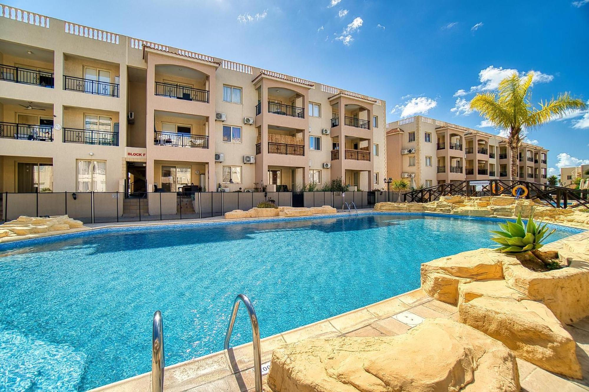 Royal Seacrest F G6 Apartment Paphos Exterior photo