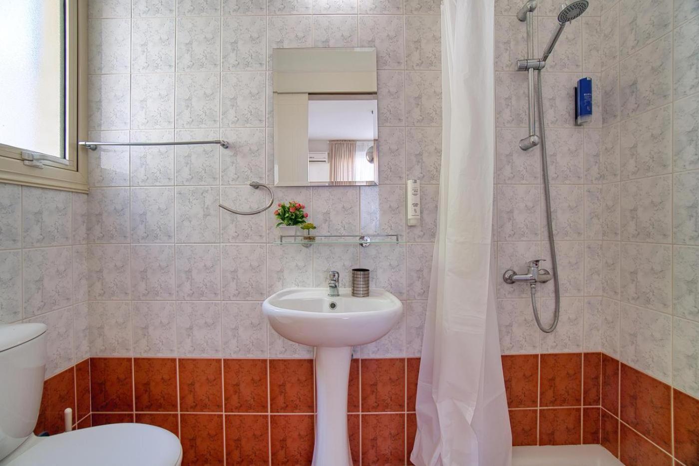 Royal Seacrest F G6 Apartment Paphos Exterior photo